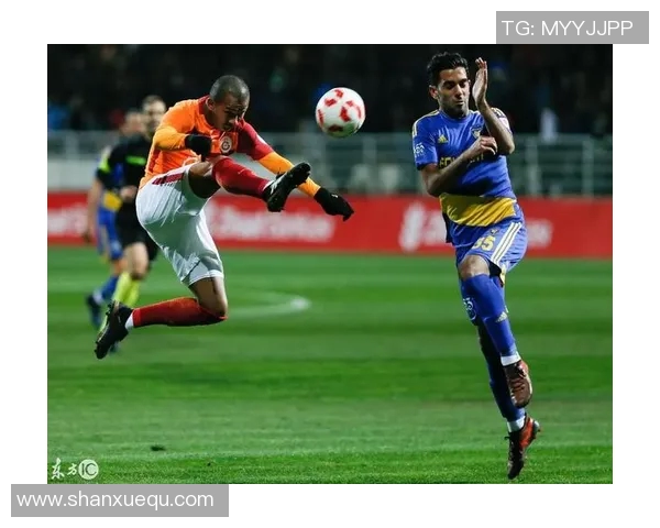 广州足球队在杯赛中的比赛经验与表现分析探讨