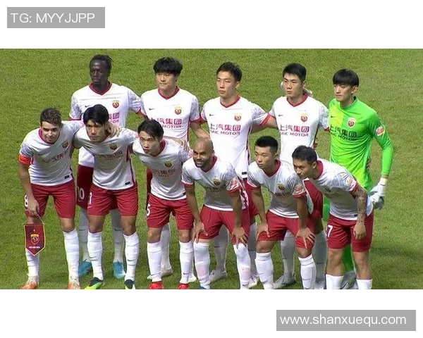 杭州足球队以75分领跑世锦赛积分榜展现强大实力